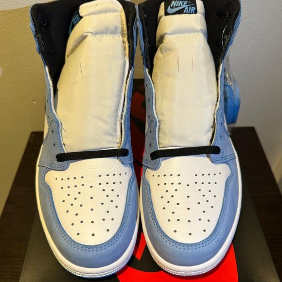 Air Jordan 1 Retro High University Blue main image 4